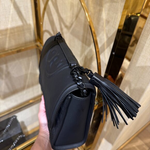 Tory Burch Large Fleming Matte Shoulder Bag 82559 - Picture 2 of 12